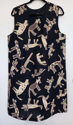 Dress: Shift (f) (XXLarge) Title: Many Cheeky Dogs