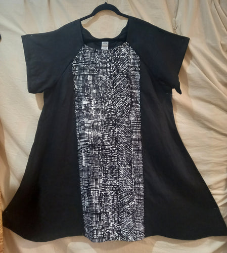 Dress: Panel (9) 5XLarge Title: Pwoja