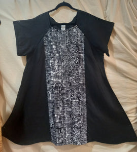 Dress: Panel (9) 5XLarge Title: Pwoja