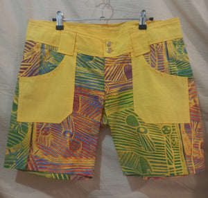 Shorts (4) with pockets: Size: Large , Lino print