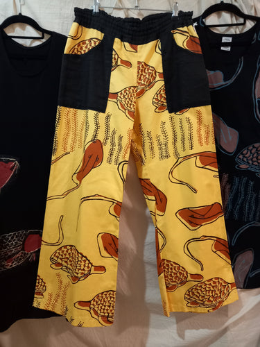 Pants (3) with funky pockets: Size: Medium Title: Mabbular (Stingray & Turtle)